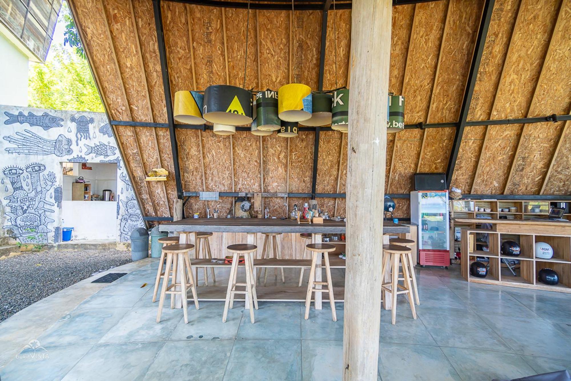 Bong Hostel Nusa Lembongan מראה חיצוני תמונה