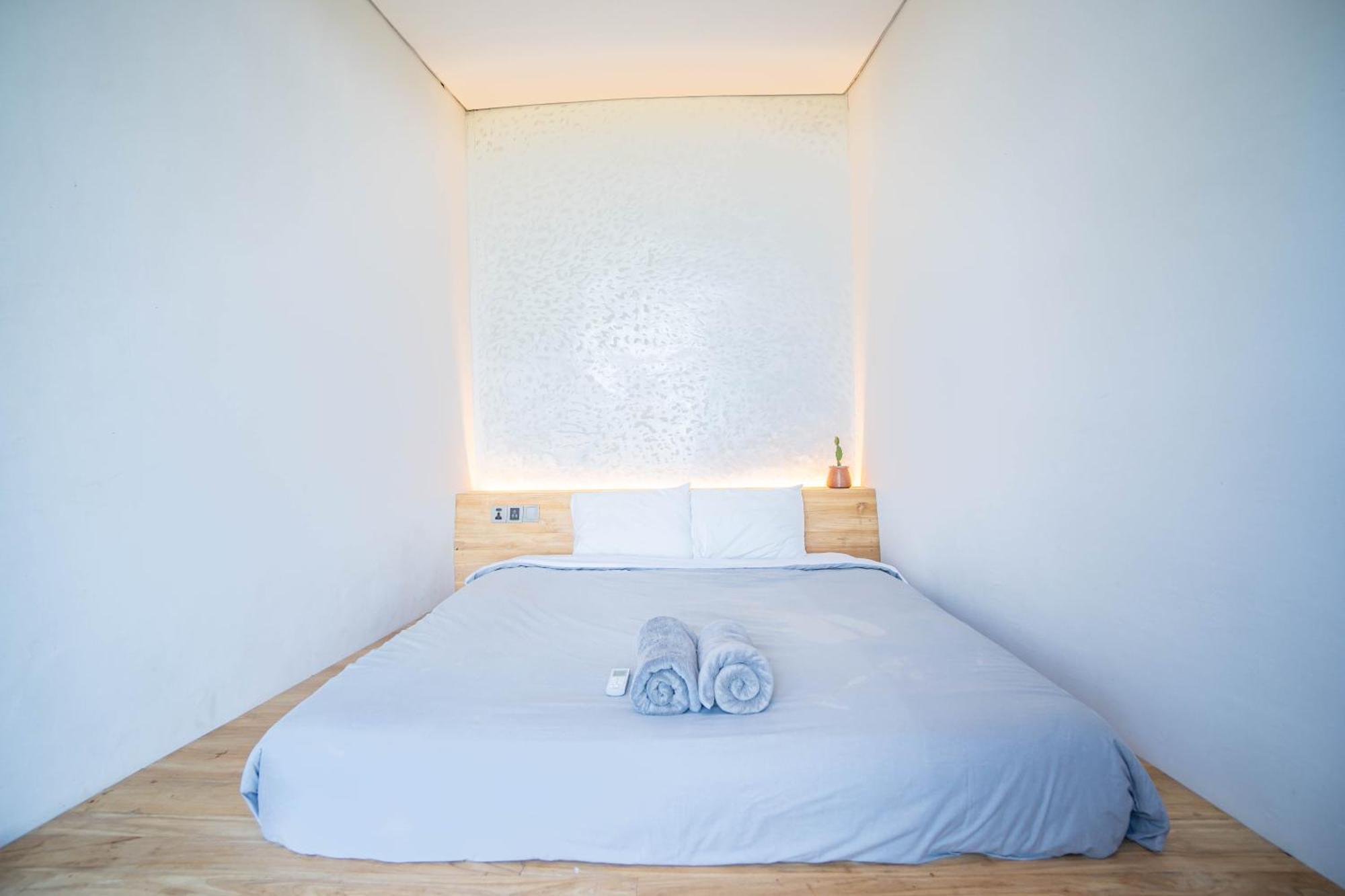 Bong Hostel Nusa Lembongan מראה חיצוני תמונה